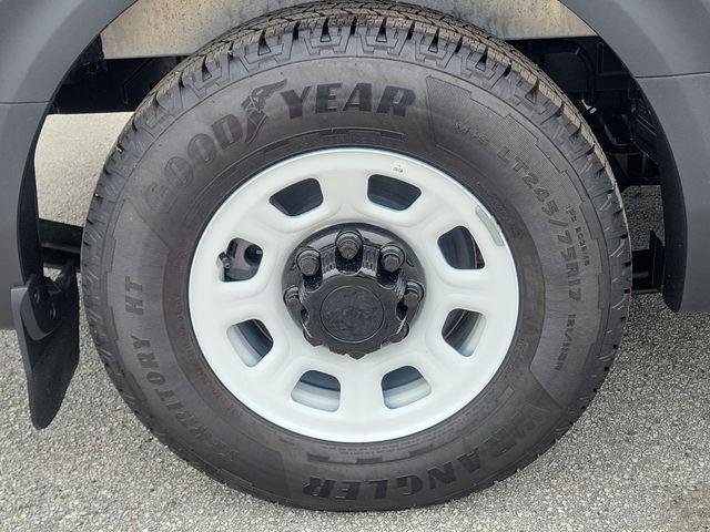 new 2025 Chevrolet BrightDrop 400 car, priced at $43,208