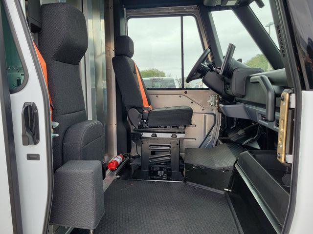 new 2025 Chevrolet BrightDrop 400 car, priced at $43,208