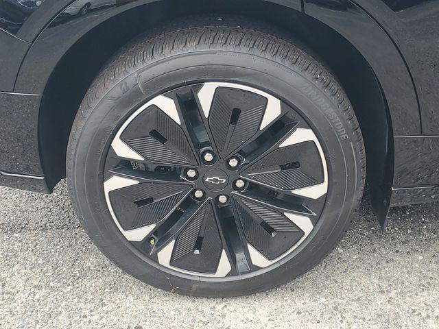 new 2025 Chevrolet Blazer car, priced at $43,746