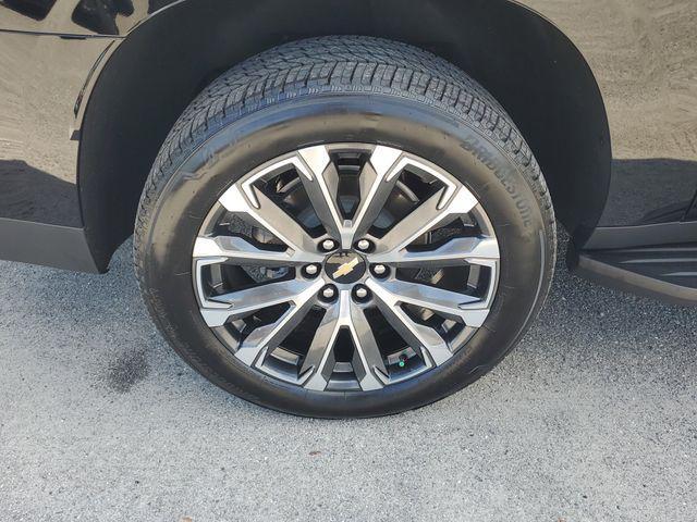 new 2025 Chevrolet Suburban car, priced at $79,722