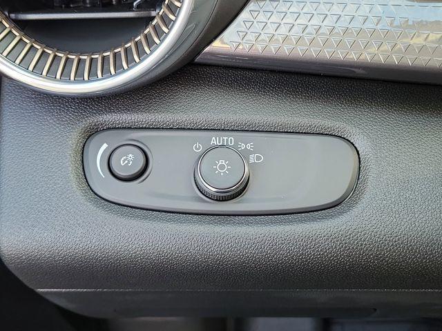 new 2025 Chevrolet Trax car, priced at $25,338