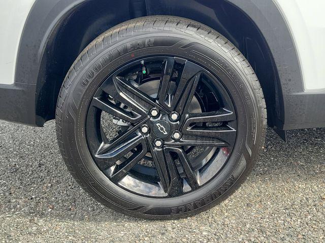 new 2025 Chevrolet Trax car, priced at $25,338