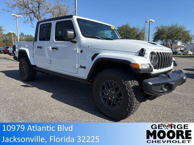 used 2025 Jeep Gladiator car, priced at $42,899
