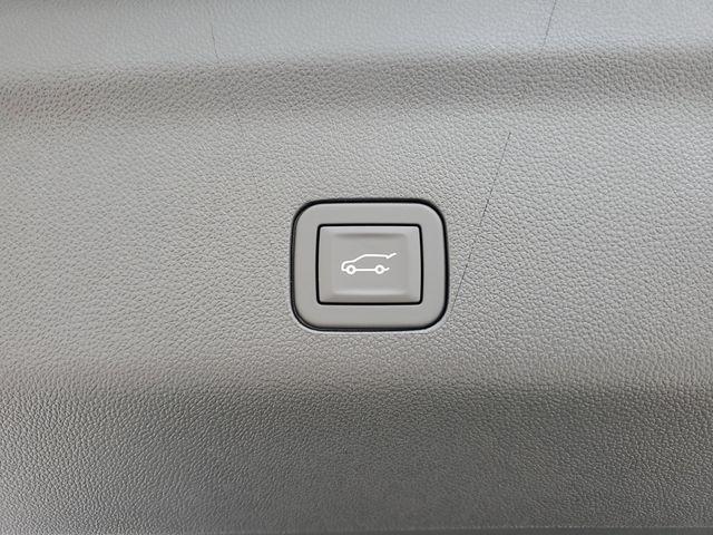 new 2025 Chevrolet Suburban car, priced at $74,086