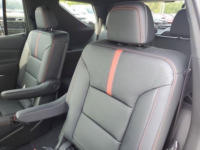 new 2025 Chevrolet Traverse car, priced at $53,286