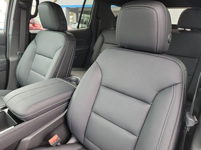 new 2026 Chevrolet Traverse car, priced at $42,067