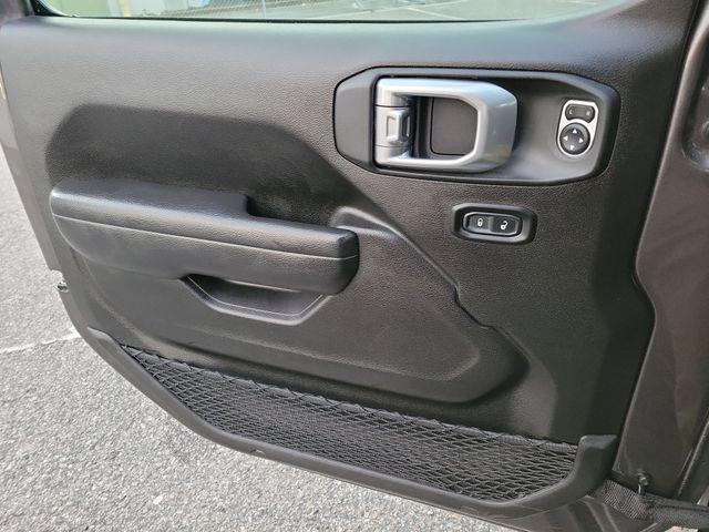 used 2024 Jeep Gladiator car, priced at $41,099