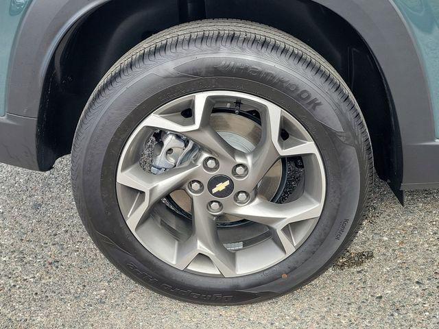 new 2025 Chevrolet Trax car, priced at $24,327