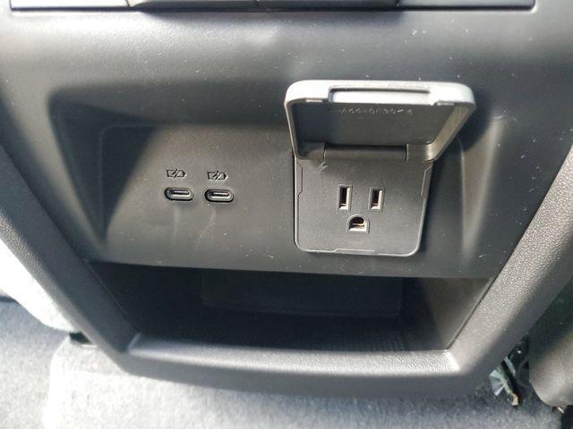 new 2025 Chevrolet Traverse car, priced at $46,130