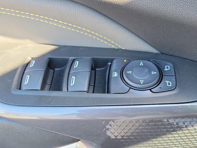 new 2025 Chevrolet Trax car, priced at $26,179