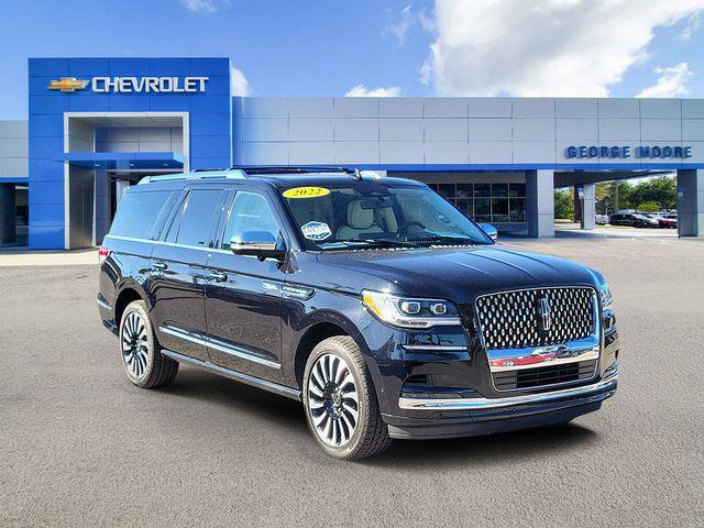 used 2022 Lincoln Navigator car, priced at $62,399