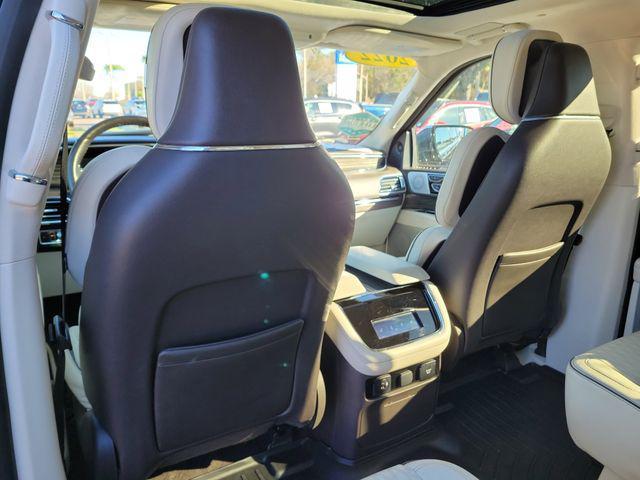 used 2022 Lincoln Navigator car, priced at $62,399