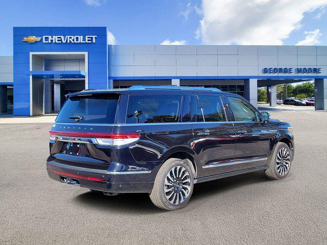 used 2022 Lincoln Navigator car, priced at $62,399