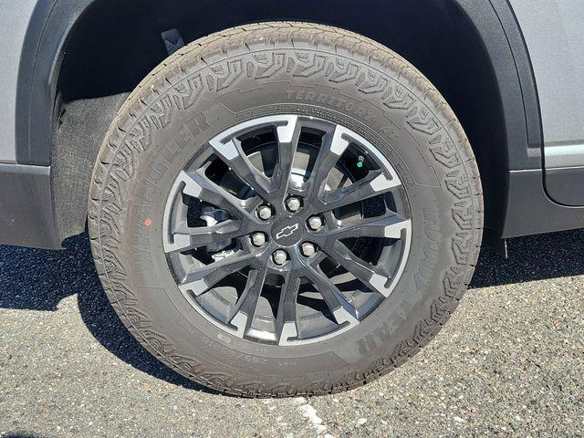 new 2026 Chevrolet Traverse car, priced at $52,327