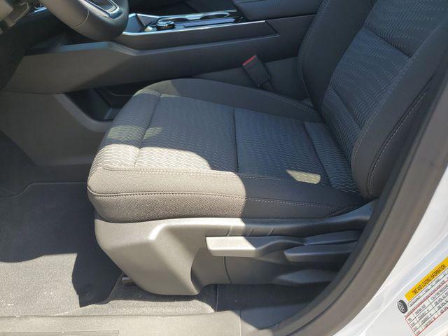 new 2026 Chevrolet Equinox car, priced at $27,465