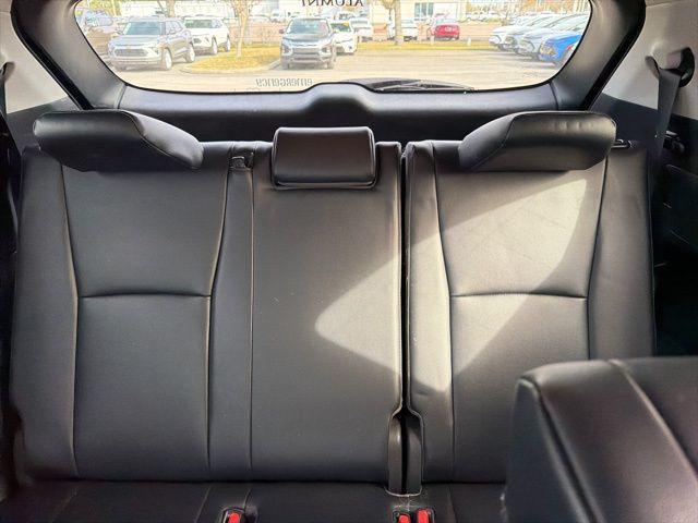 used 2022 Toyota Highlander Hybrid car, priced at $32,639