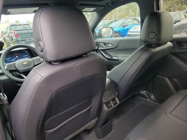 new 2026 Chevrolet Equinox car, priced at $32,217