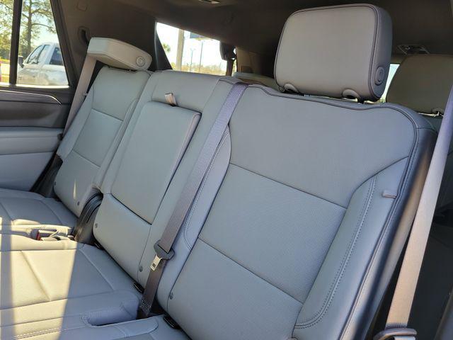 used 2023 GMC Yukon car, priced at $50,991