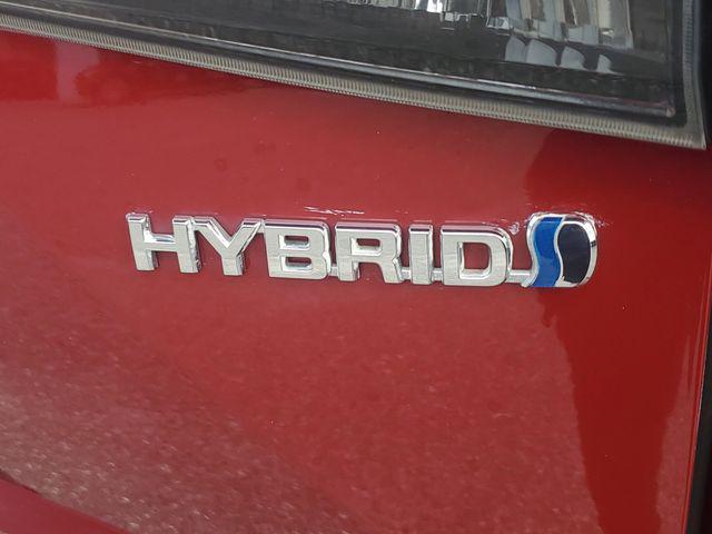 used 2021 Toyota Highlander Hybrid car, priced at $27,436