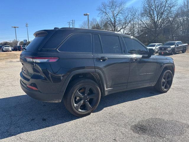 used 2024 Jeep Grand Cherokee car, priced at $28,995
