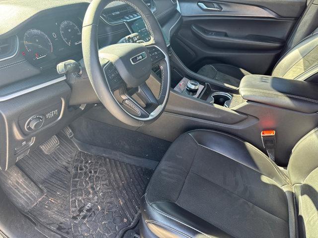 used 2024 Jeep Grand Cherokee car, priced at $28,995