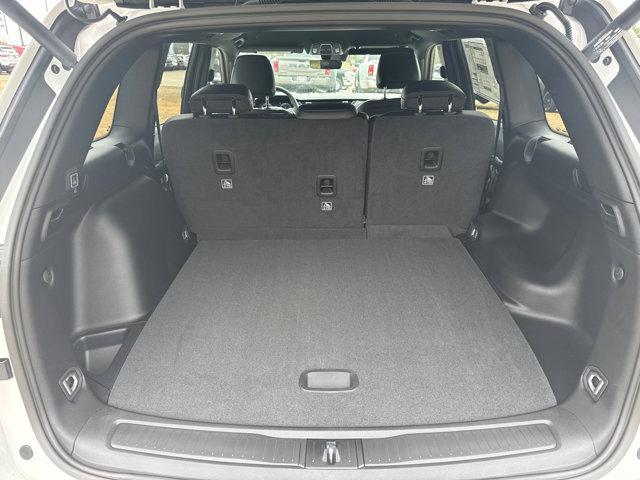 new 2026 Jeep Grand Cherokee car, priced at $39,995