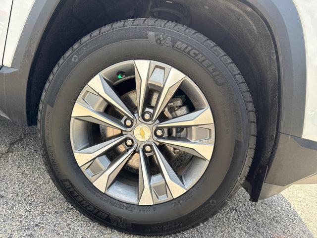 used 2025 Chevrolet Equinox car, priced at $23,399