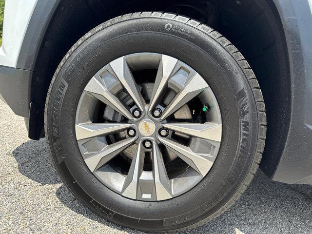 used 2025 Chevrolet Equinox car, priced at $23,399