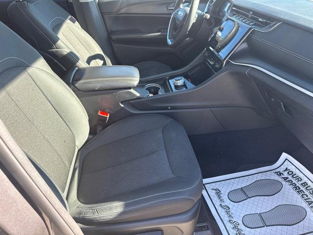 used 2024 Jeep Grand Cherokee car, priced at $23,999