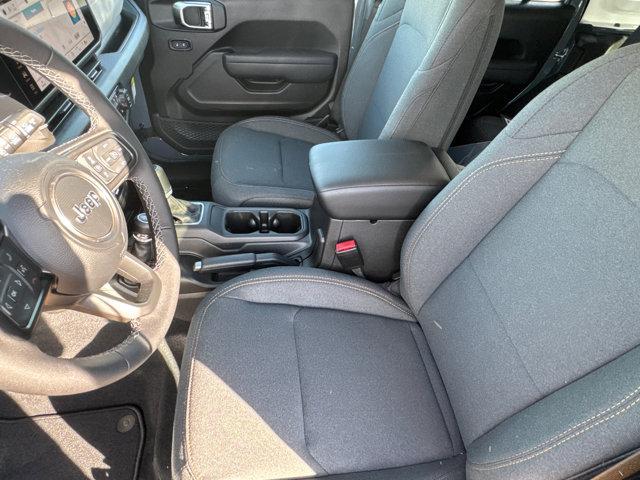 new 2026 Jeep Wrangler car, priced at $45,348