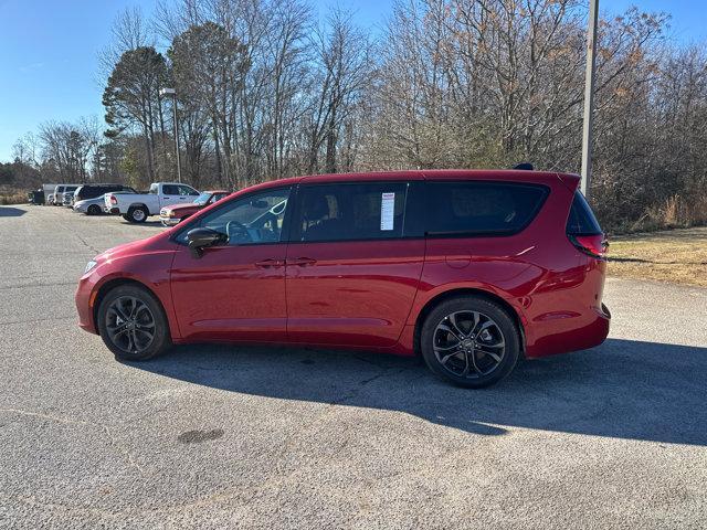 new 2026 Chrysler Pacifica car, priced at $37,995