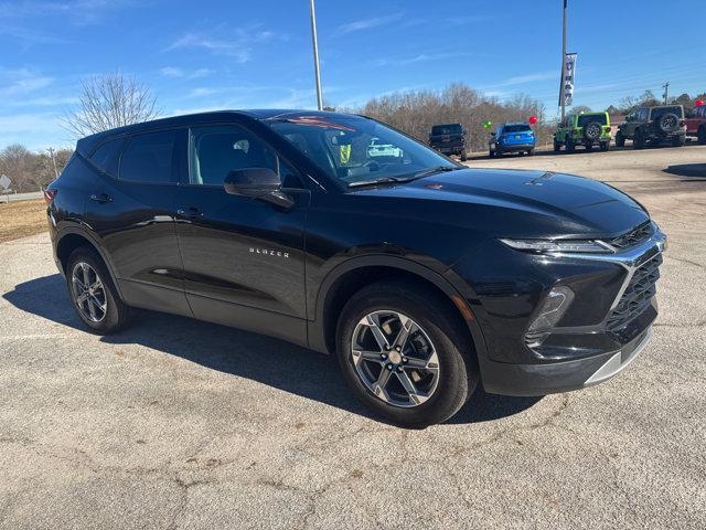 used 2025 Chevrolet Blazer car, priced at $24,854