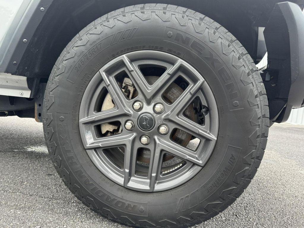 used 2024 Jeep Wrangler car, priced at $29,999
