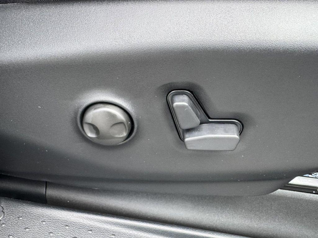 new 2027 Chrysler Pacifica car, priced at $49,648
