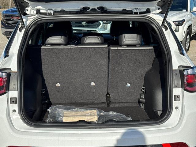 new 2025 Jeep Compass car, priced at $26,995