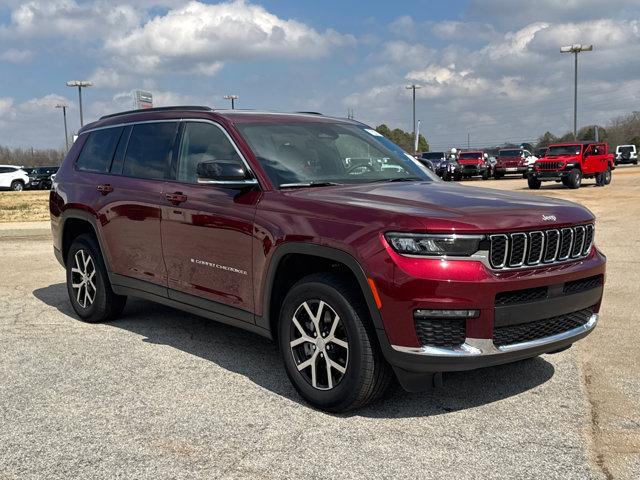 used 2025 Jeep Grand Cherokee L car, priced at $34,995