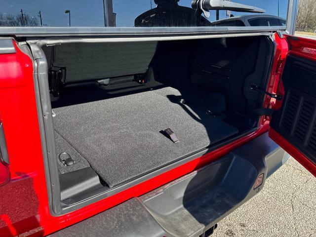 new 2025 Jeep Wrangler car, priced at $41,590