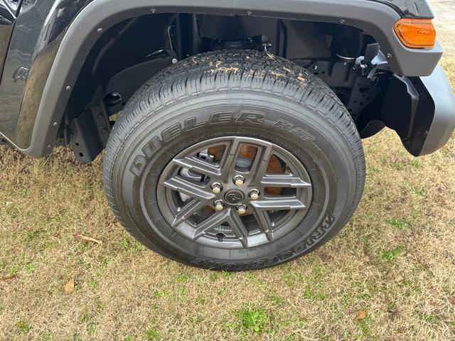 new 2025 Jeep Gladiator car, priced at $33,880