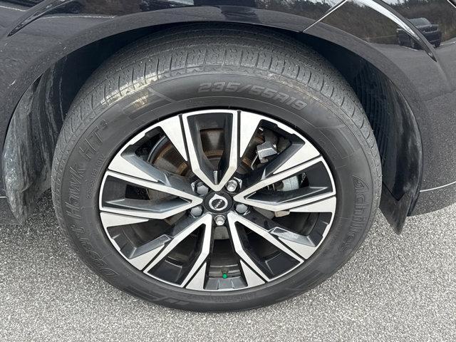 used 2024 Volvo XC60 car, priced at $26,950