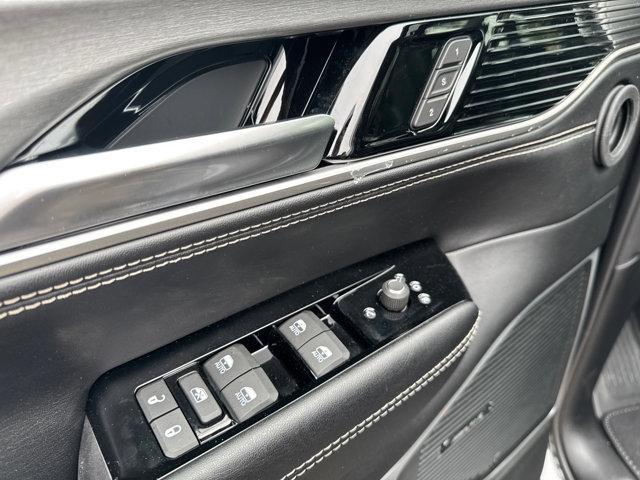 new 2026 Jeep Grand Wagoneer car, priced at $68,278