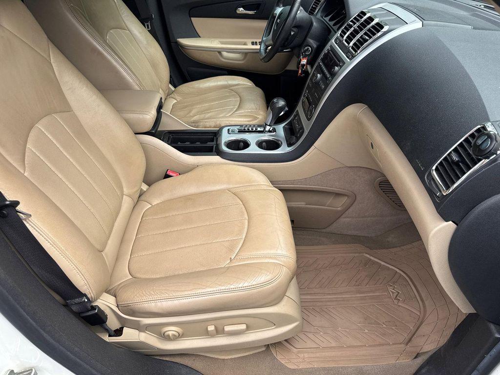 used 2010 GMC Acadia car, priced at $3,999