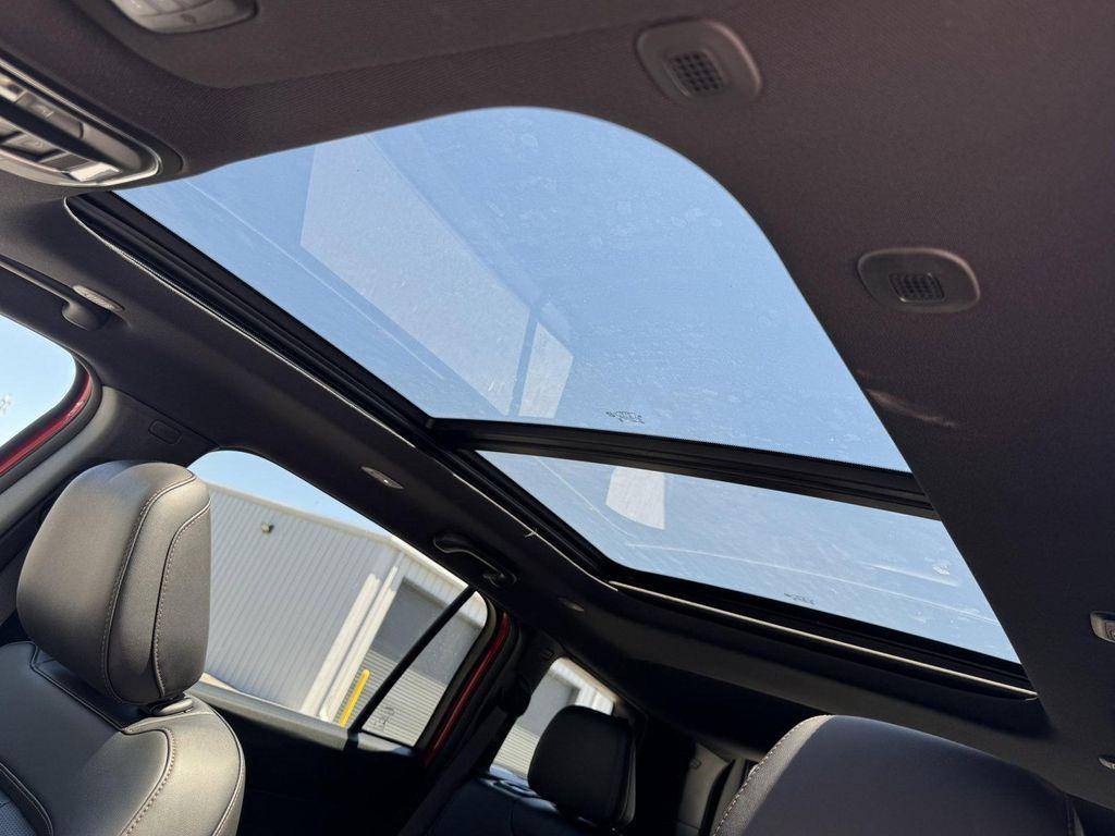 new 2026 Jeep Cherokee car, priced at $38,398