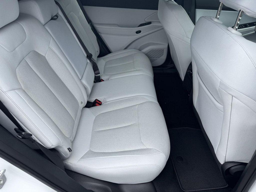 new 2026 Jeep Cherokee car, priced at $41,393