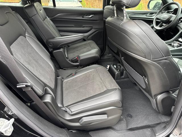 new 2025 Jeep Grand Cherokee L car, priced at $38,950