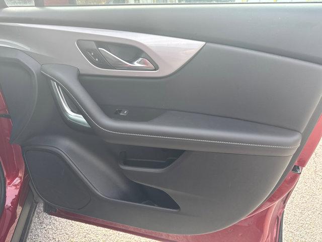 used 2025 Chevrolet Blazer car, priced at $24,950