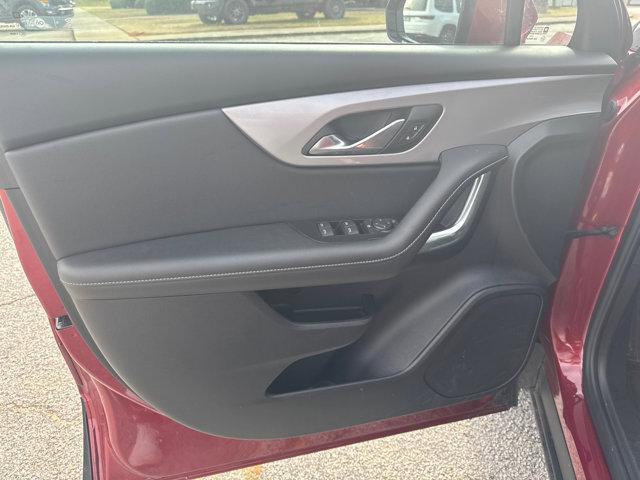 used 2025 Chevrolet Blazer car, priced at $24,950