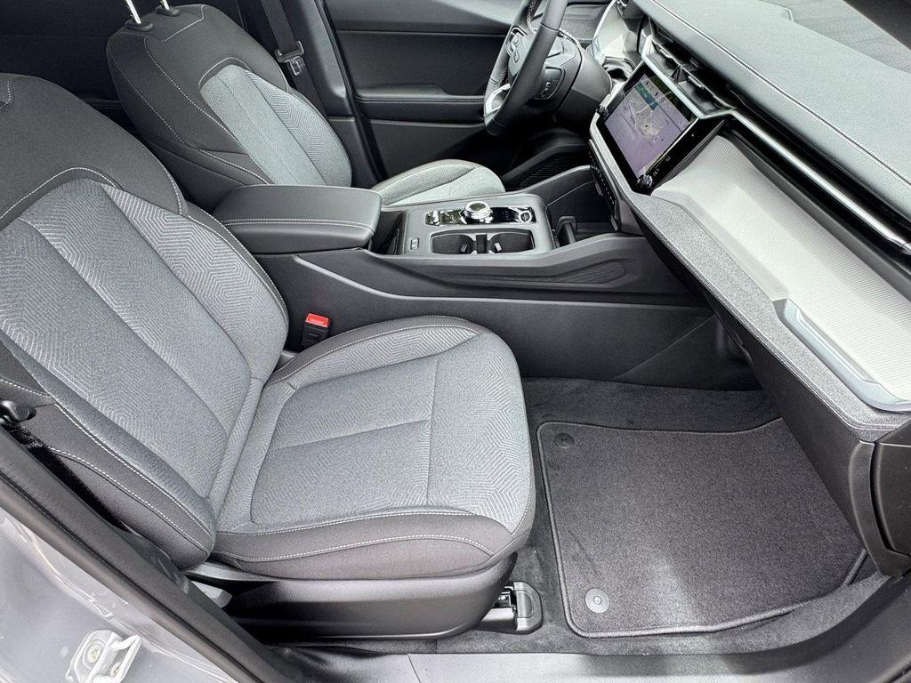 new 2026 Jeep Cherokee car, priced at $41,988