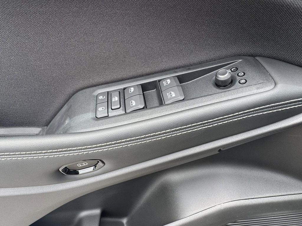 new 2026 Jeep Cherokee car, priced at $41,988