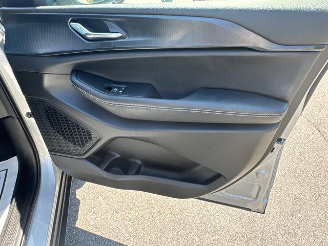 used 2025 Jeep Grand Cherokee car, priced at $29,399