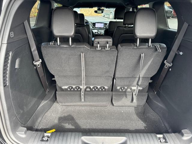 new 2026 Chrysler Pacifica car, priced at $39,333